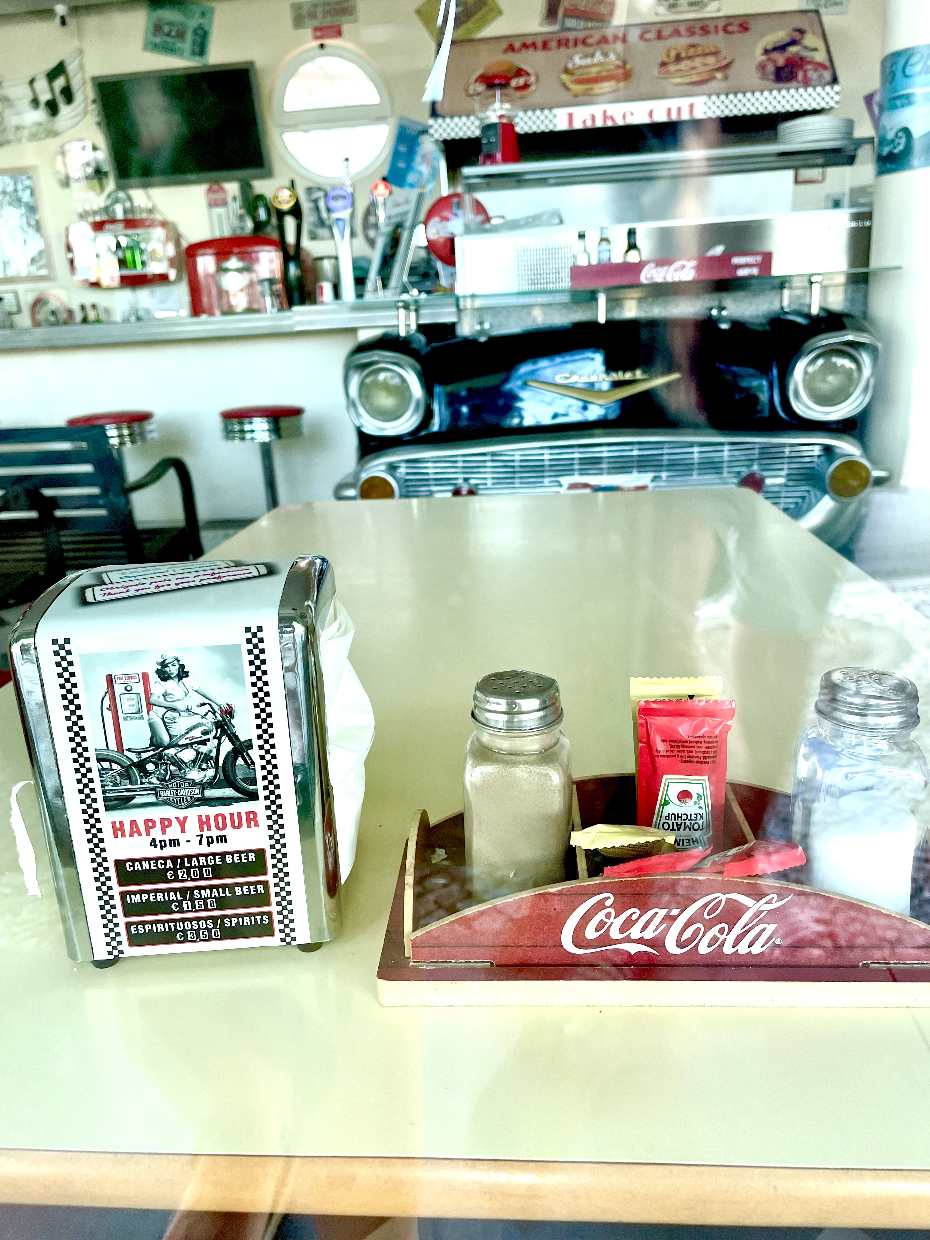 Elvis Diner – Located in Albufeira, Portugal